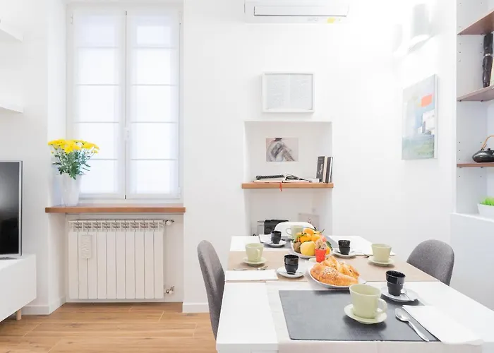 Rosart House By Rent All Como